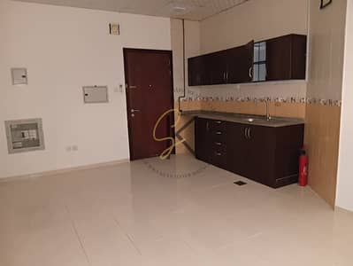 استوديو  للايجار في تجارية مويلح، الشارقة - IMG-20250924-WA0018. jpg