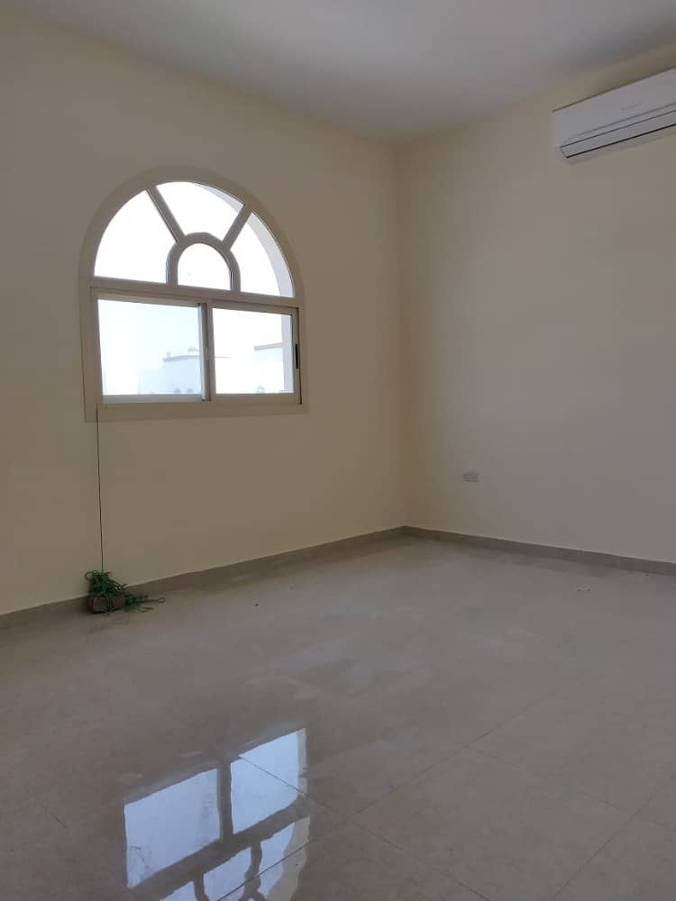 شقة في المنطقة 20 مدينة محمد بن زايد 2 غرف 65000 درهم - 4271348