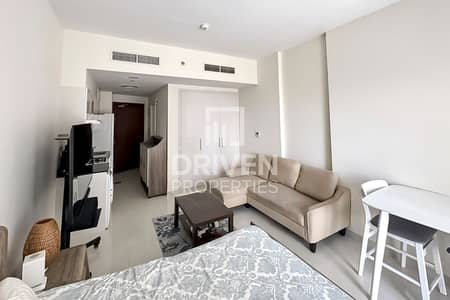 Studio for Sale in DAMAC Hills 2 (Akoya by DAMAC), Dubai - Bright Spacious Unit | Elegant Layout | Mid Floor