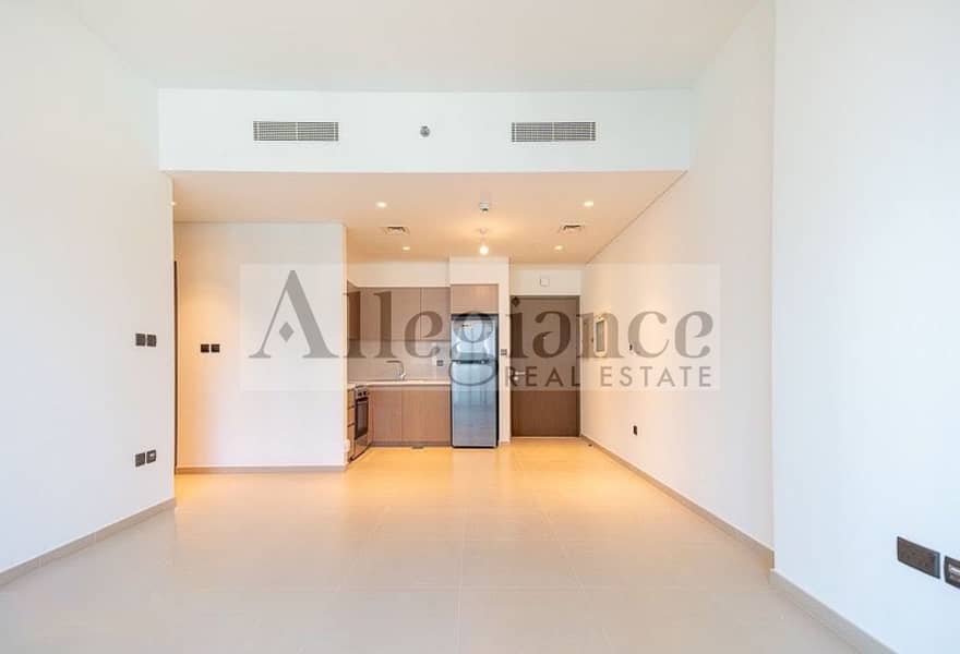 Vacant | Prime Location | Spacious Layout
