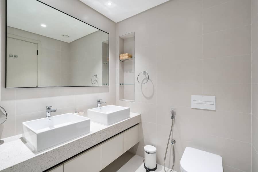 LUXE EMAAR BEACHFRONT | CORNER UNIT | 3BR+MAIDS - Image 24