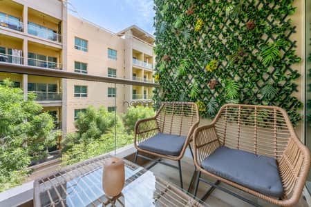 1 Bedroom Flat for Sale in The Greens, Dubai - LARGE TERRACE| POOL ACCESS | UPGRADED | FURNISHED