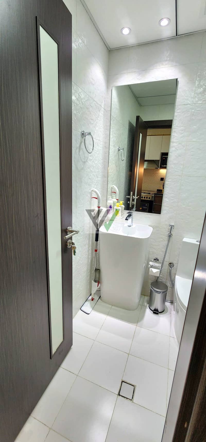 All Bills Included | Fully Furnished | Excellent Location - Image 7