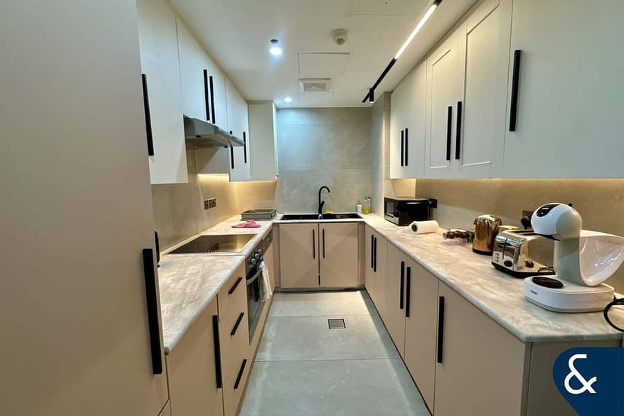 Vacant Now| Upgraded|Community and Pool View - Image 9