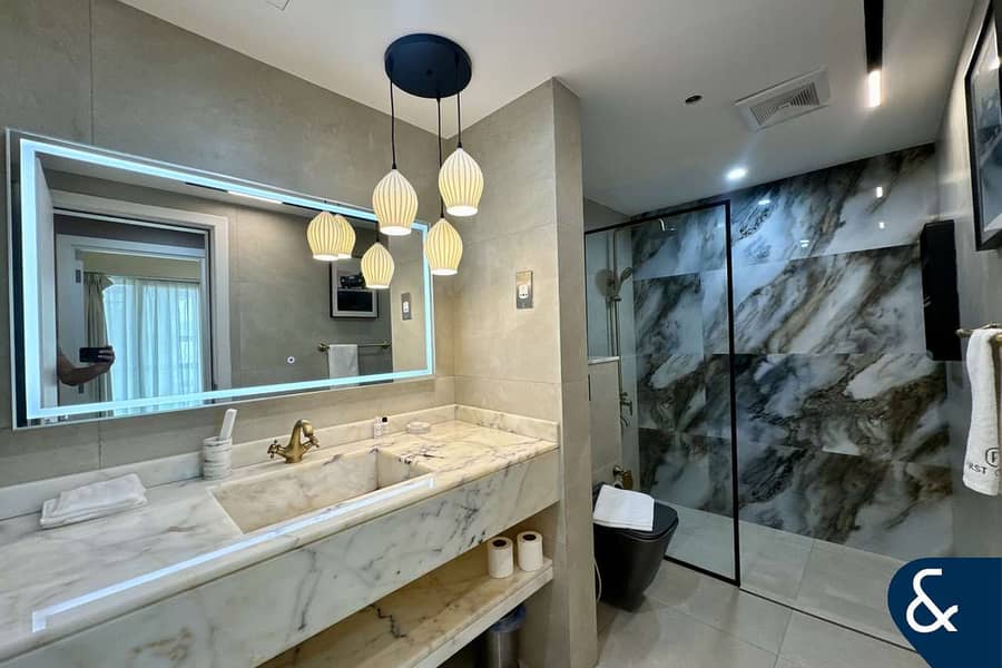 Vacant Now| Upgraded|Community and Pool View - Image 15