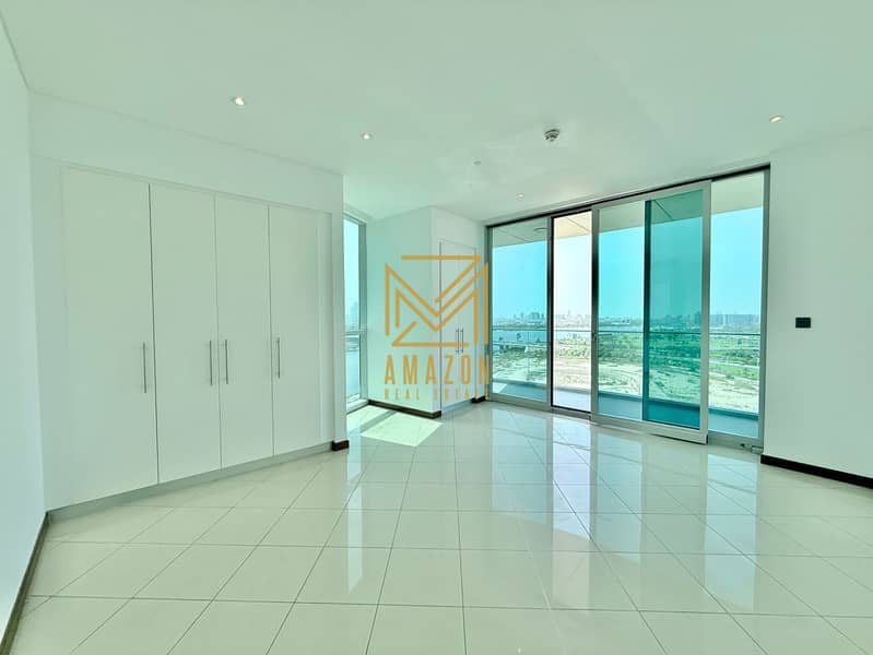 12 Marsa Plaza 12. jpg