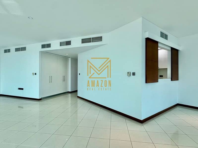 15 Marsa Plaza 14. jpg