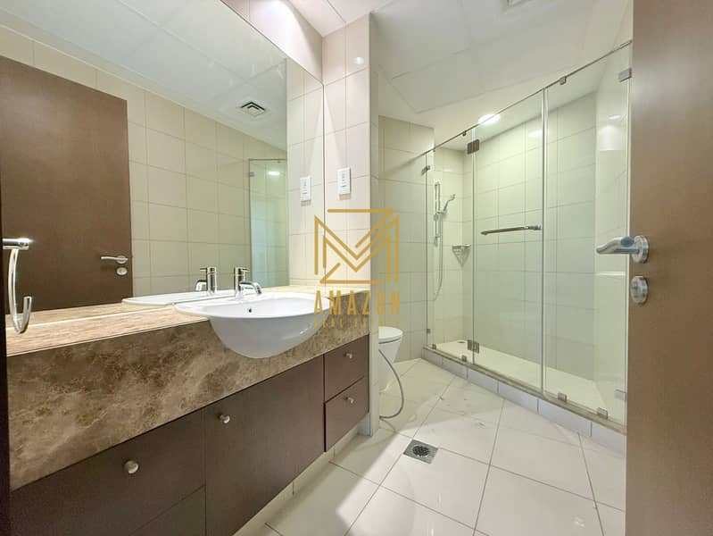 21 Marsa Plaza 8. jpg
