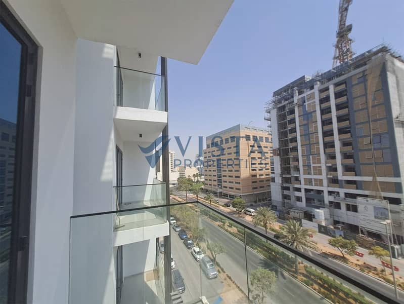 Brand New | Unfurnished | Ready to Movein - Image 1