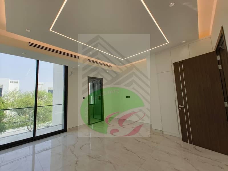 22 WhatsApp Image 2025-09-16 at 16.31. 35 (Property finder). jpeg