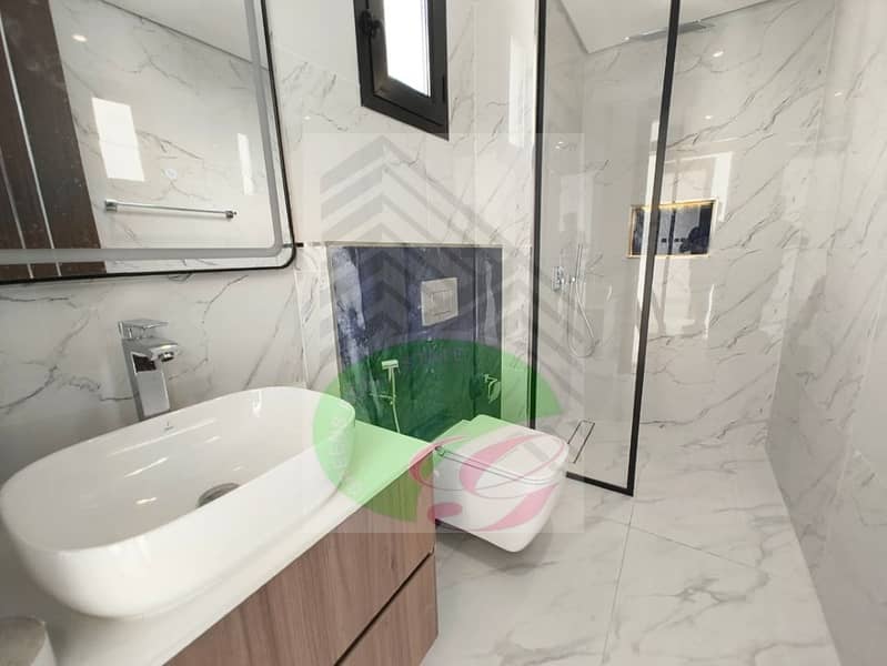 24 WhatsApp Image 2025-09-16 at 16.31. 30 (Property finder). jpeg