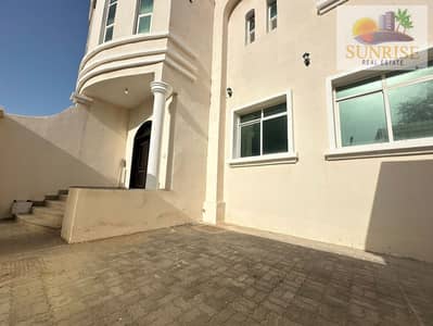 5 Bedroom Villa for Rent in Hadbat Al Zaafran, Abu Dhabi - d1adb38f-0c63-494d-82e6-111161d90006. jpg