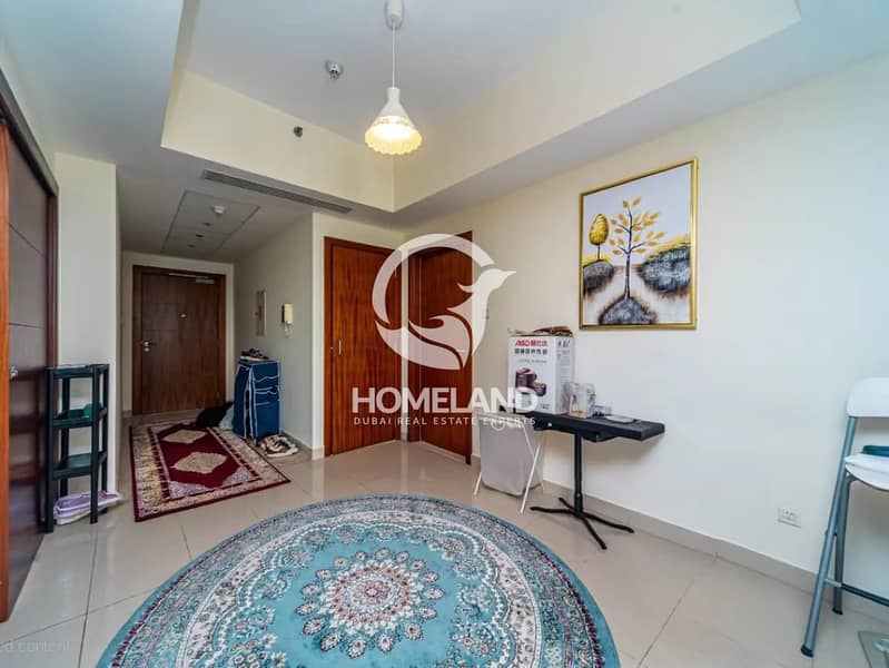 Stunning views | Top Location | Spacious Unit