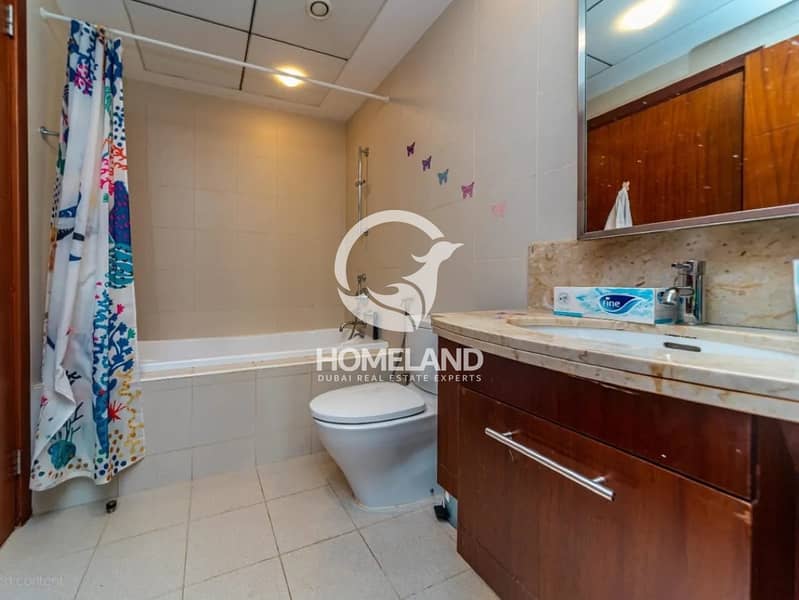 Stunning views | Top Location | Spacious Unit - Image 13