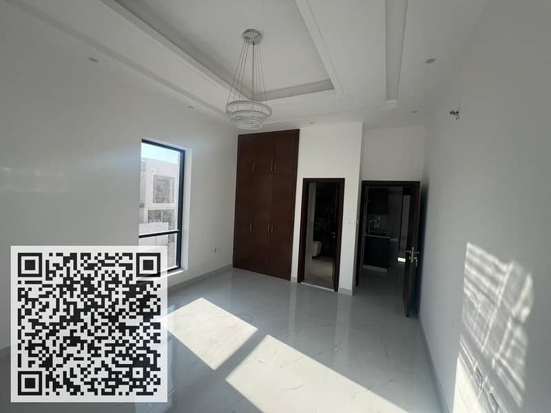 12 d9c9e119-ed38-4b47-8dee-eb4319ad0196. jpg