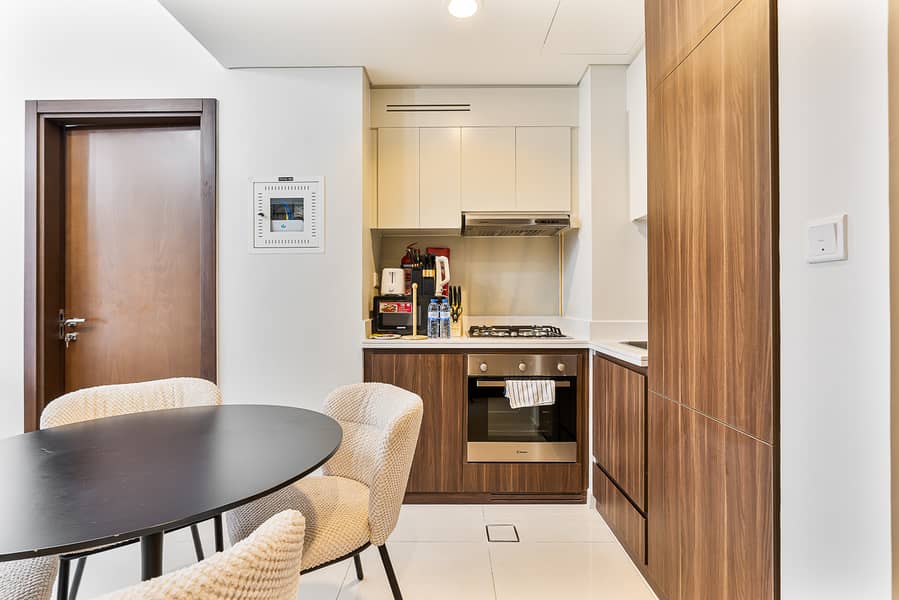 4 Full Kitchen (3). jpeg