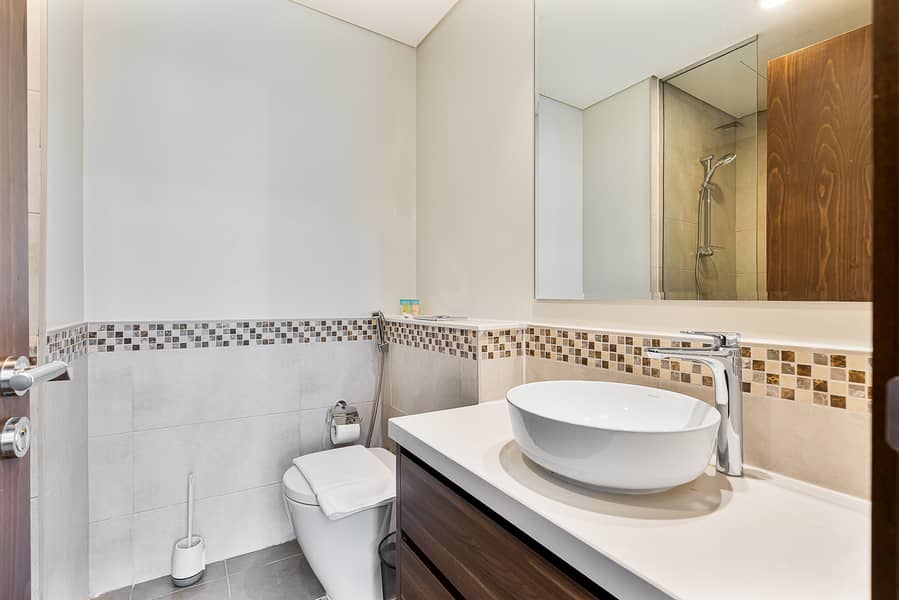 15 Bathroom 1. jpeg