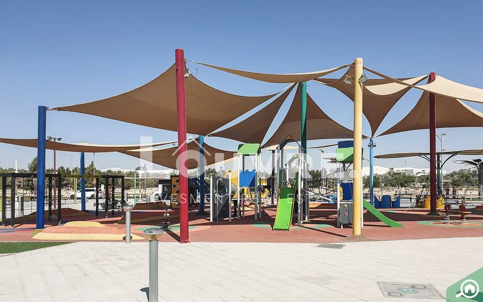 19 Masdar_Park_interior_3_87c51e8d44. jpg