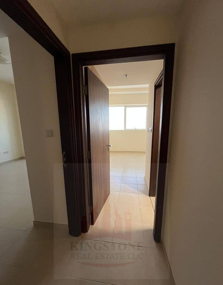 10 entrance. jpg