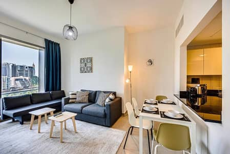 1 Спальня Апартаменты в аренду в Дубай Марина, Дубай - living (1). jpg