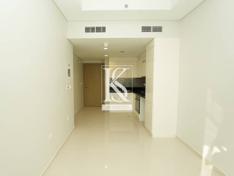 2 DSC00516-min Cropped. jpg