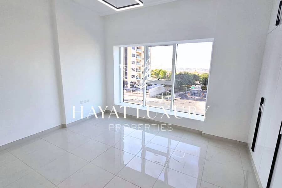 Multiple Options | 1BR + Balcony View | Vacant