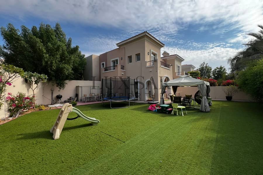 Elegant Family Villa | Spacious Layout
