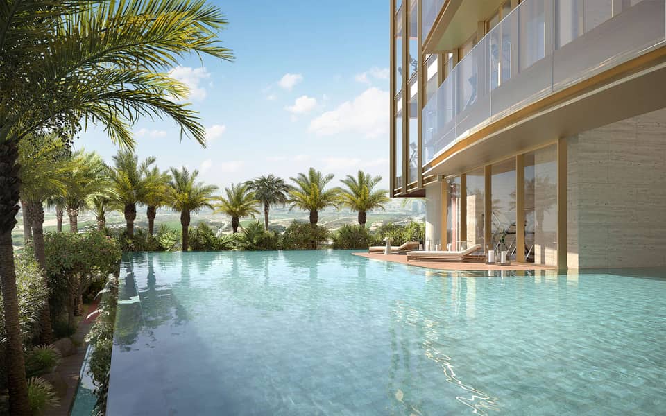 30 Pool_Deck_01. jpg