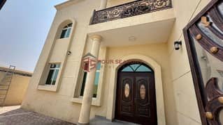 فیلا في خزام 8 غرف 95000 درهم - 12891277