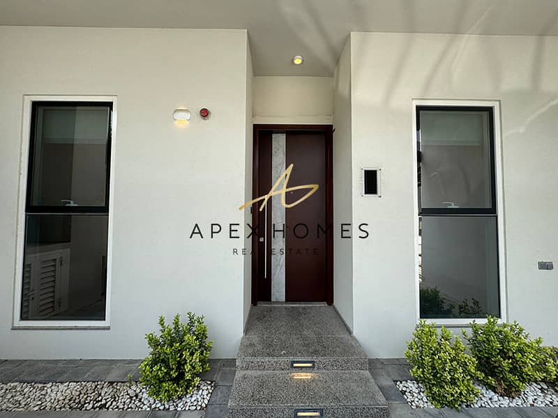 Upgraded 4BR | Excellent Condition | Pool View