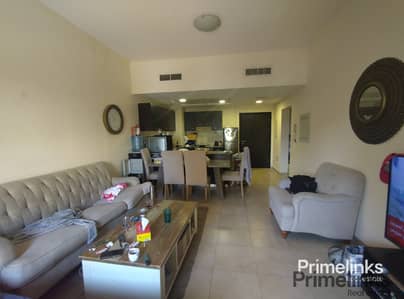 1 Bedroom Flat for Rent in Remraam, Dubai - Newly renovated 1 bedroom apartment