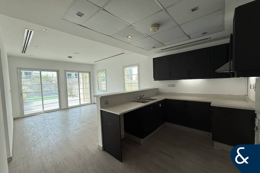 位于朱美拉三角小镇(JVT)，JVT第3区，3C区 2 卧室的别墅 5350000 AED - 12892168