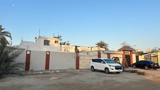 7 Cпальни Вилла Продажа в Аль Сабха, Шарджа - 1000035366. jpg