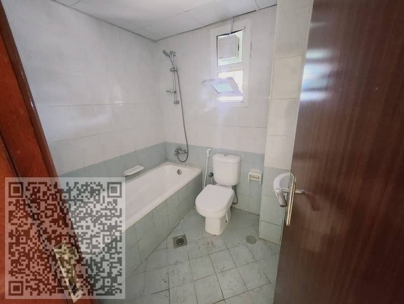 12 dd3d855a-22c8-44e3-bab0-07d1aaeda924. jpg