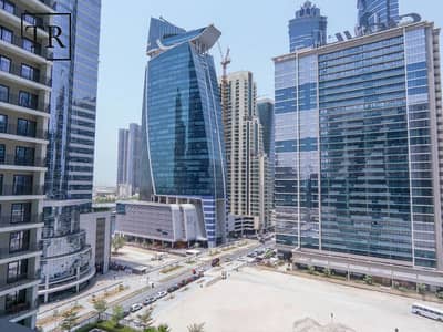 1 Bedroom Apartment for Rent in Business Bay, Dubai - Canal View | Furnished | Prime Spot | Contemporary