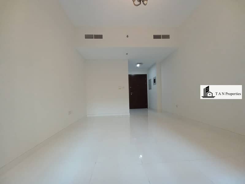 2 WhatsApp Image 2025-09-25 at 18.40. 58_ec7da887. jpg