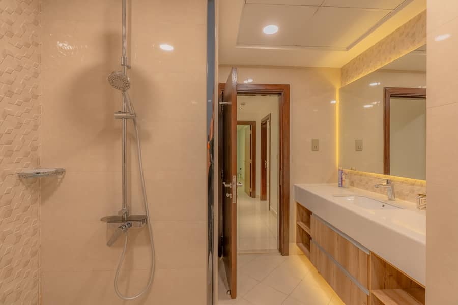 33 MLC01882-HDR. jpg