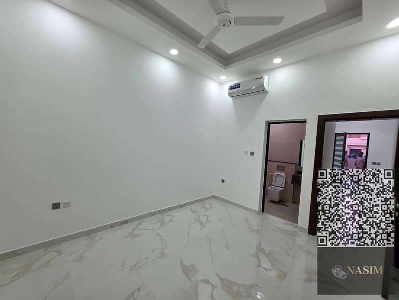 7 aac3d9e7-b237-4f24-8764-71bf9736532d. jpg