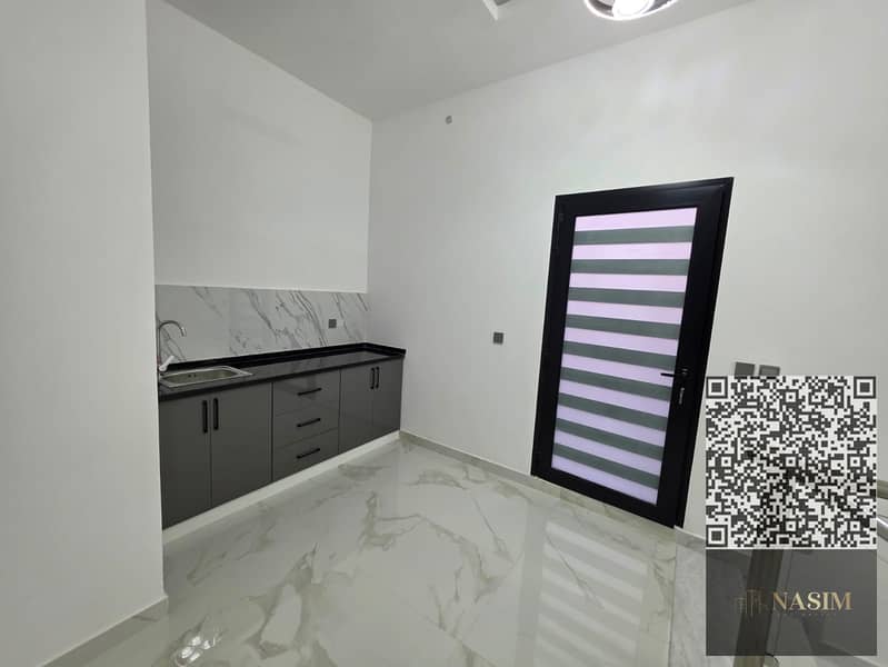 16 1882bbbc-13d3-4a3e-bfe6-4f79a1bcb99f. jpg