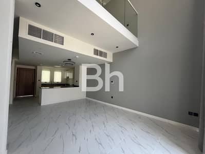 2 Bedroom Villa for Sale in Dubailand, Dubai - 2 Bed Park and Pool Backing Good Internal Location