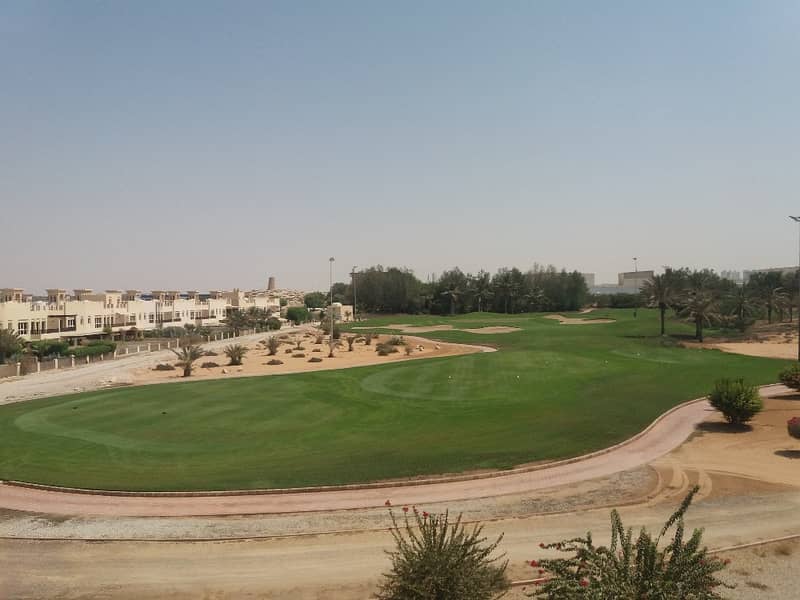 Magnificent 4 Bed Duplex overlooking Golf Course