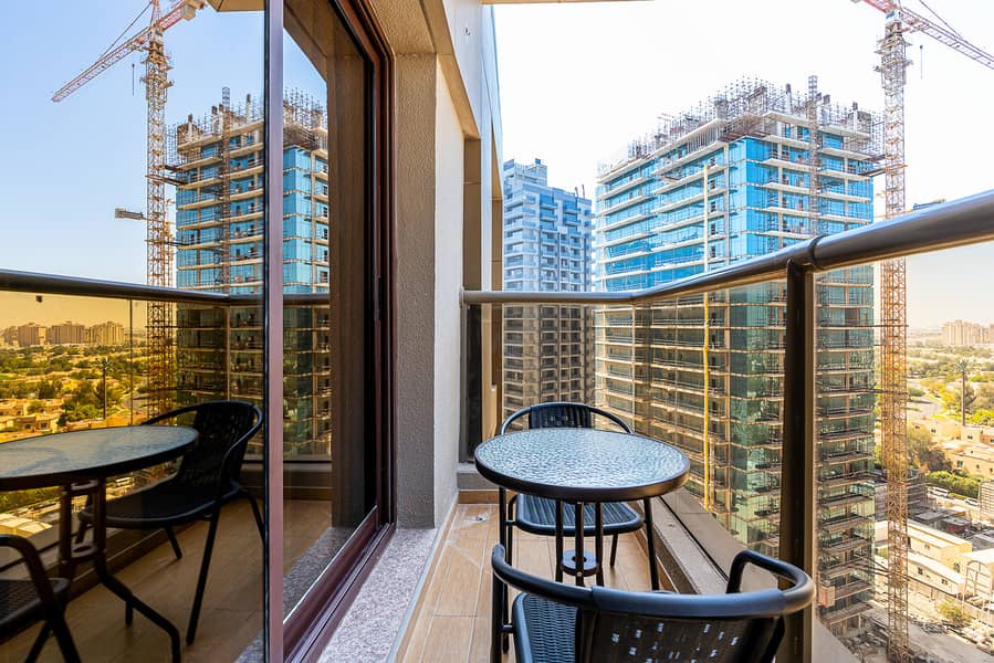 12 Balcony (4). jpeg