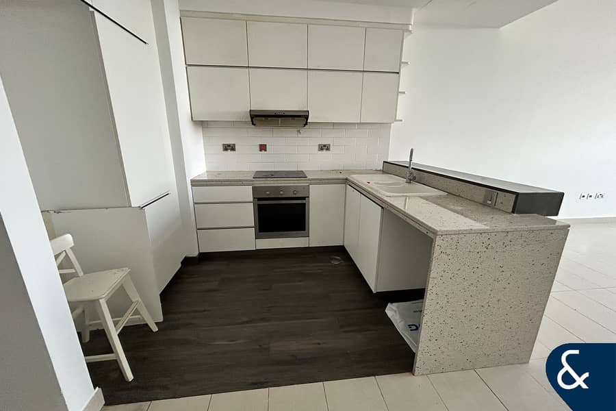 One Bed I Vacant on Transfer I 850 Sqft