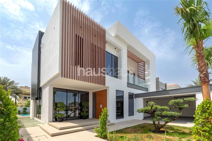 Stunning Custom Villa | Brand New | Elevator