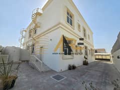 فیلا في حوشي 5 غرف 150000 درهم - 12897494