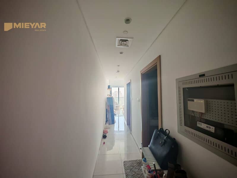 27 d88302ca-3065-4f73-b132-b86908feffca. jpg