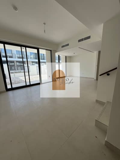 فیلا 3 غرف نوم للبيع في تاون سكوير، دبي - IMG_9645. jpg