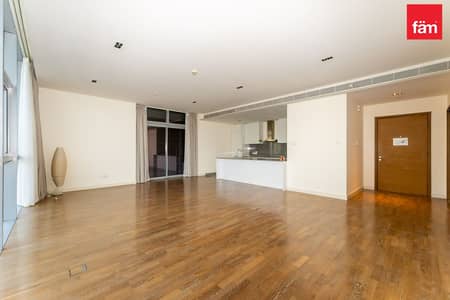 1 Bedroom Flat for Rent in Al Wasl, Dubai - Elegant 1-Bed Apartment Offering Urban Comforts