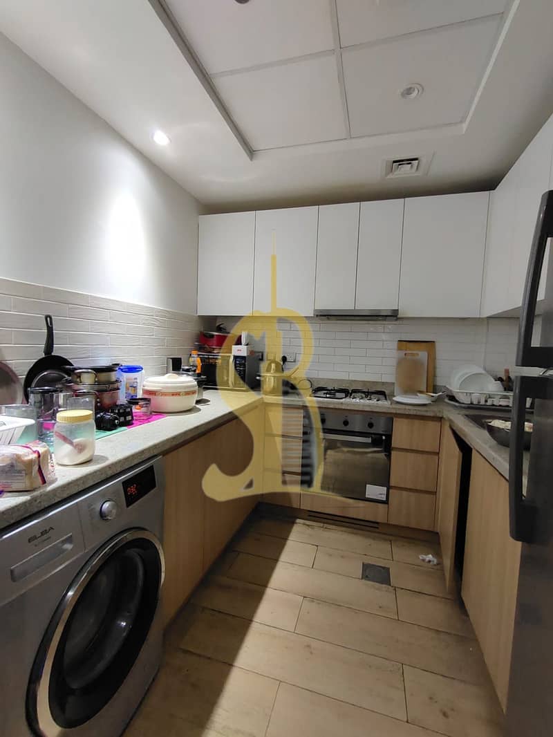 13 KITCHEN1. jpg