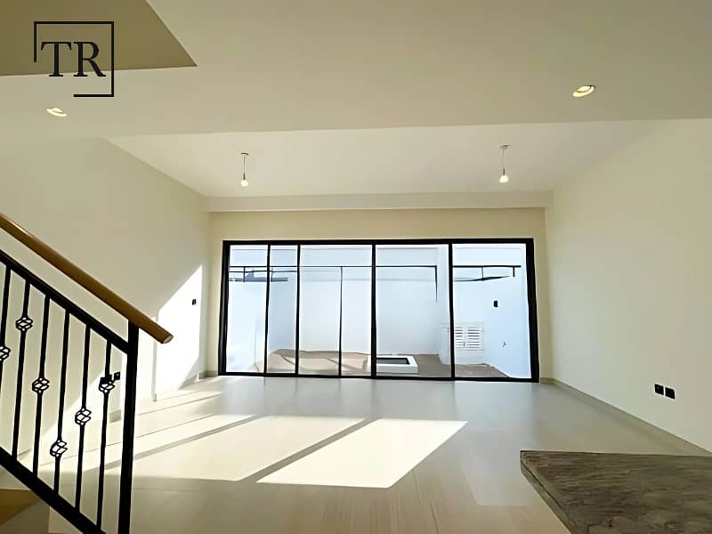 Таунхаус в Дамак Лагунс，Санторини, 5 спален, 3850000 AED - 12900478